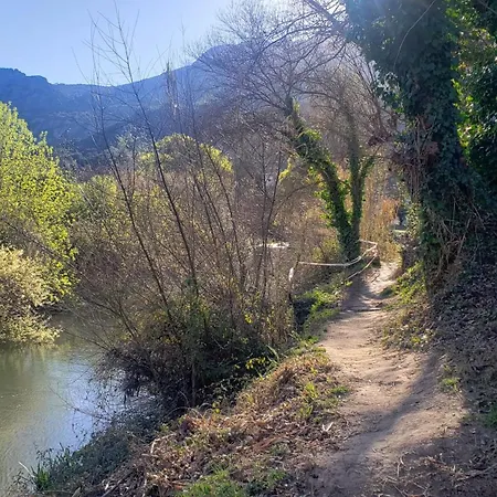Rural Casitas Cueva Del Gato * Бенаохан